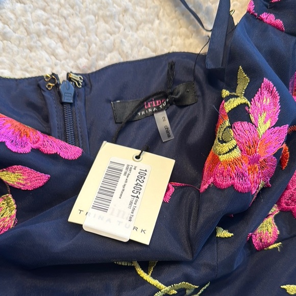 Trina Turk Leigh Tailored Vintage Boho Sheath Dress Size 2 - Picture 2 of 6